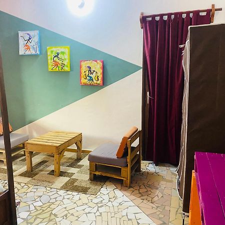 Akwa Guesthouse 코토누 외부 사진