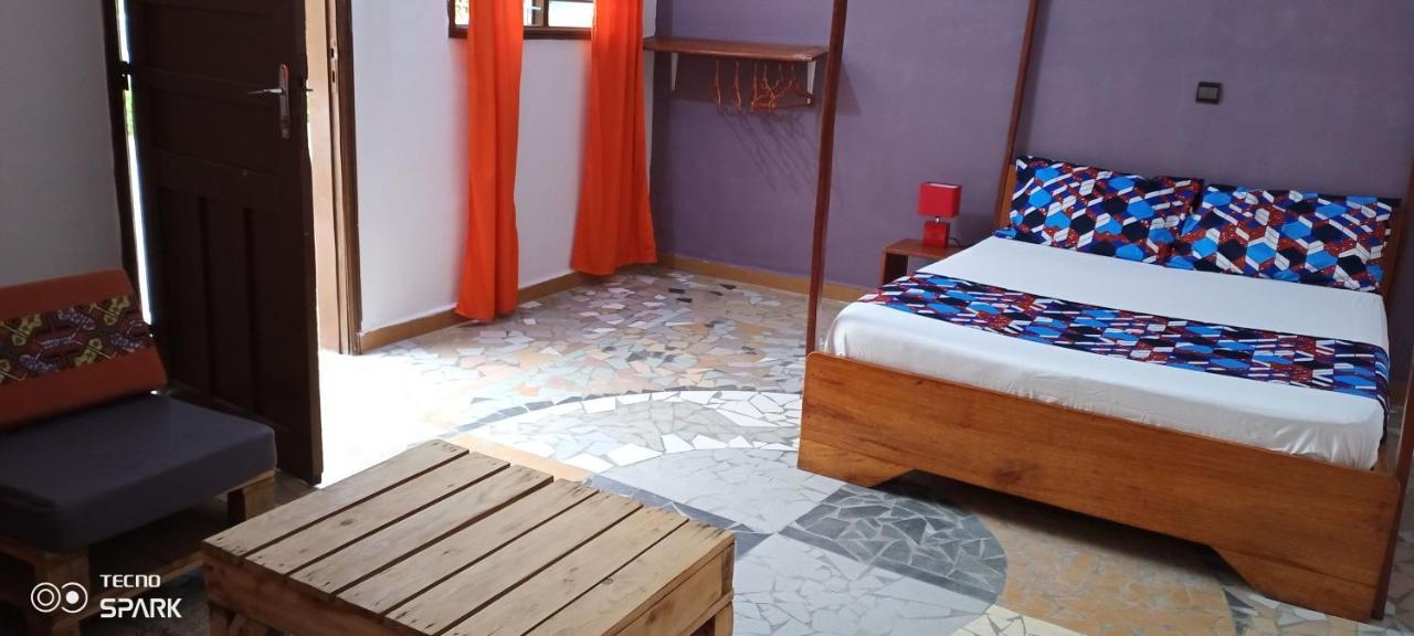 Akwa Guesthouse 코토누 외부 사진