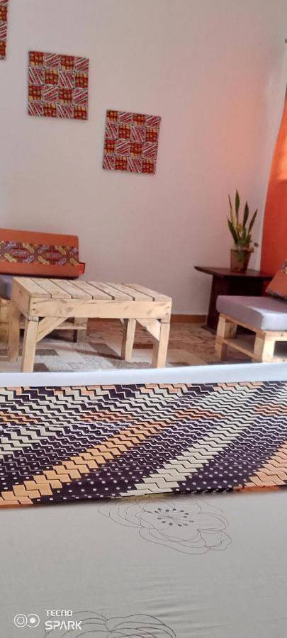 Akwa Guesthouse 코토누 외부 사진